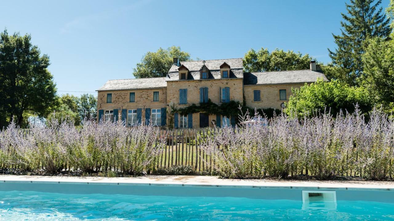 Le Couvent De Neuviale Bed & Breakfast Parisot  Exterior photo