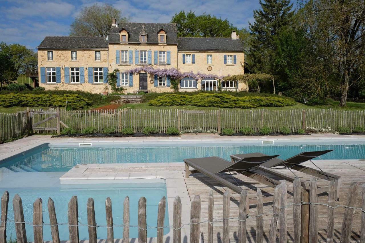 Le Couvent De Neuviale Bed & Breakfast Parisot  Exterior photo