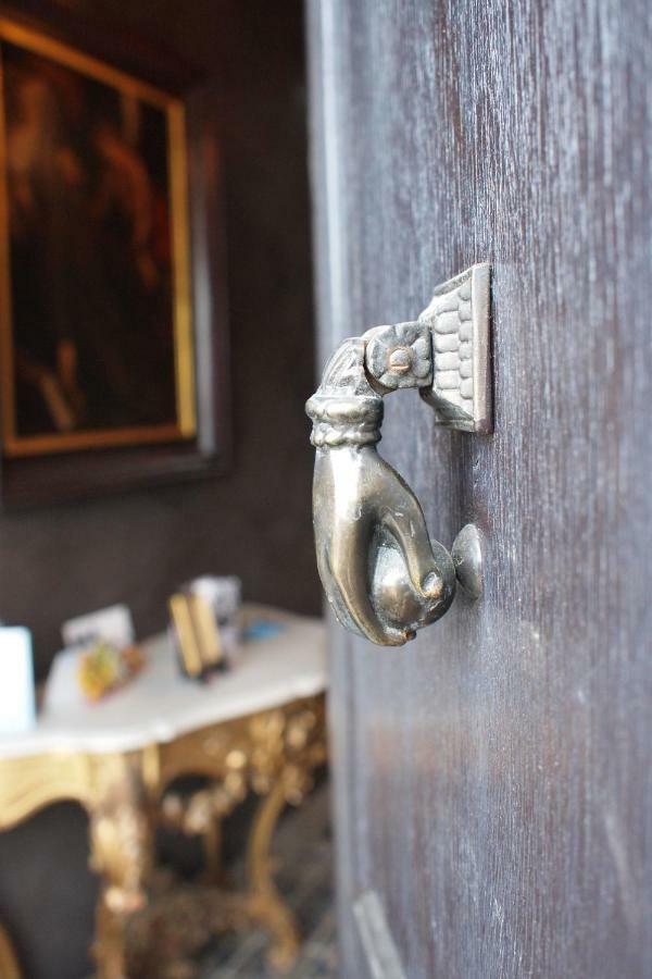 Le Couvent De Neuviale Bed & Breakfast Parisot  Exterior photo