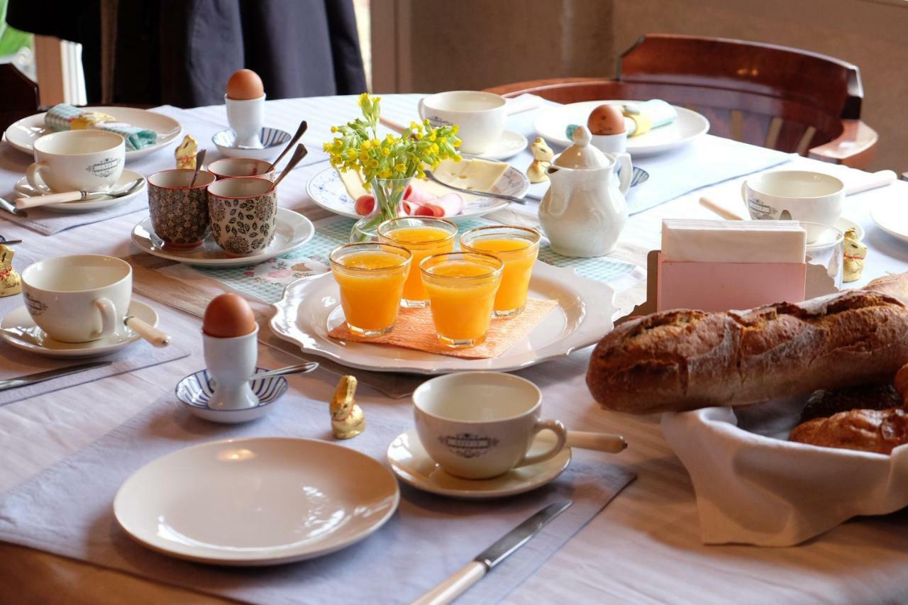 Le Couvent De Neuviale Bed & Breakfast Parisot  Exterior photo